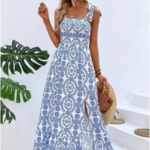 New blue Allover Print shirred Knot Shoulder Cami Dress